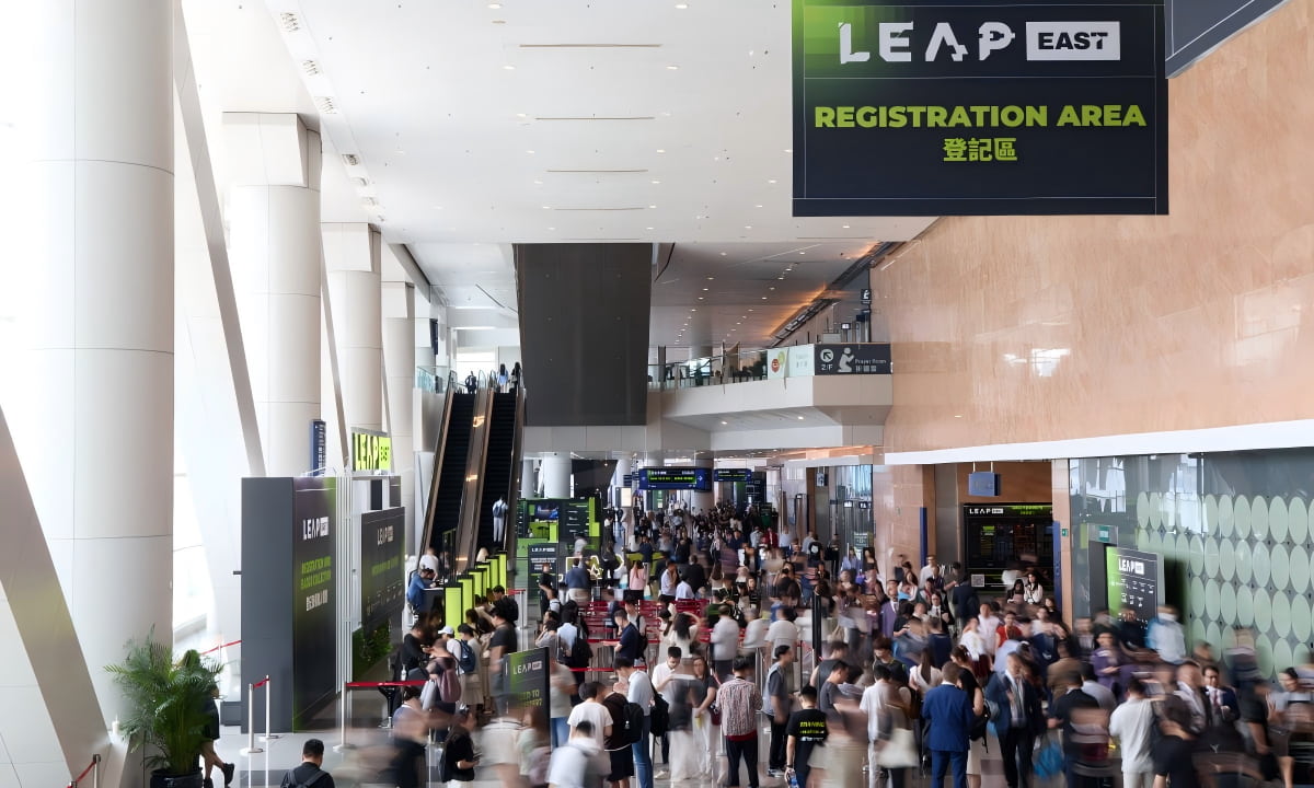 A TopXGun apresenta o drone de limpeza C15 na LEAP EAST 2026, impulsionando soluções mais inteligentes para limpeza de edifícios altos.